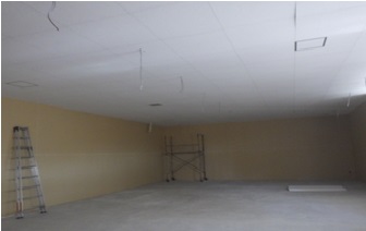 03 天井仕上げ貼り状況 沖縄の総合建設業 株式会社 太名嘉組